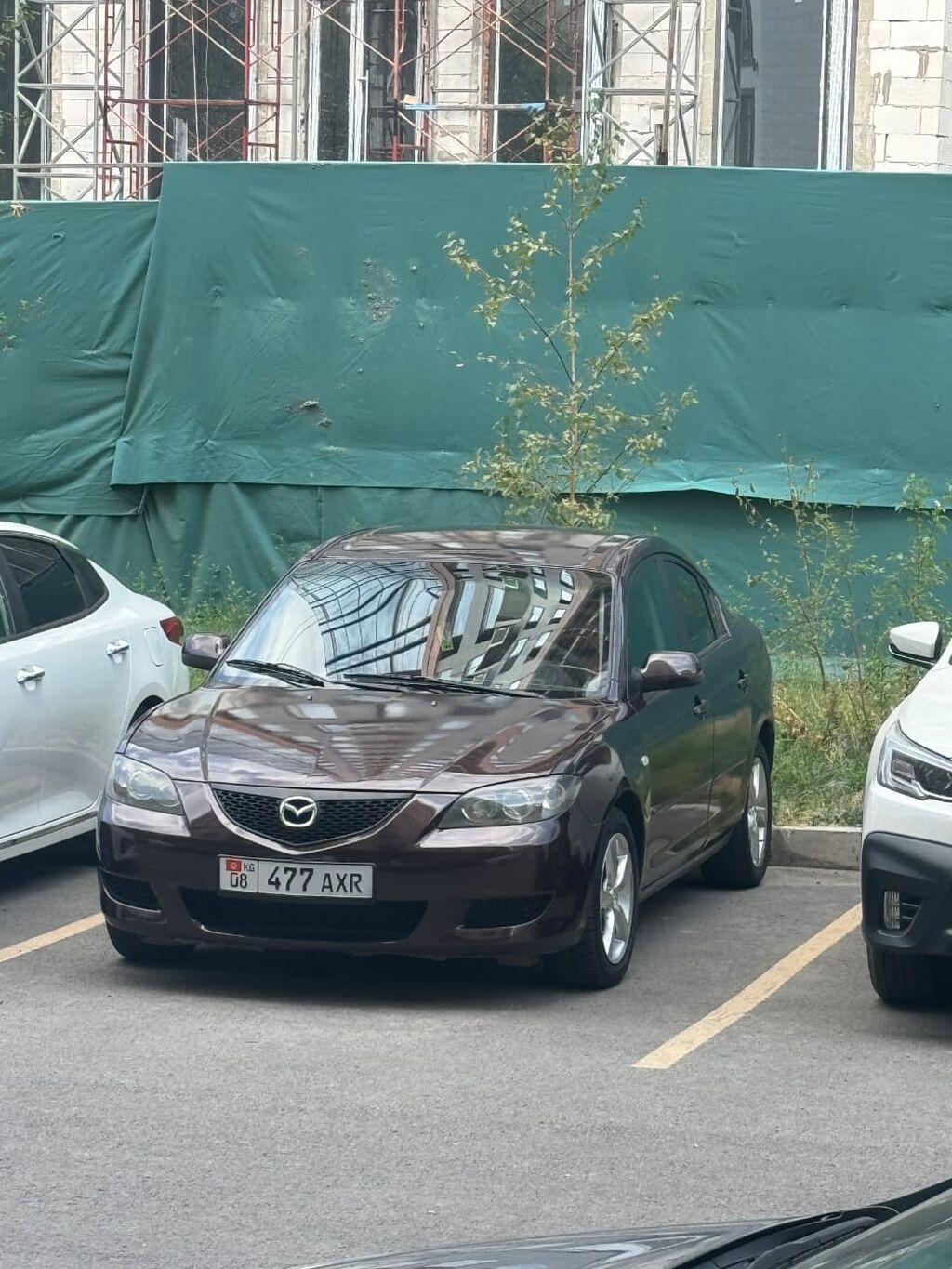 Mazda 3: 2004 г., 1.8 л, Автомат, Бензин, Седан: фото 2