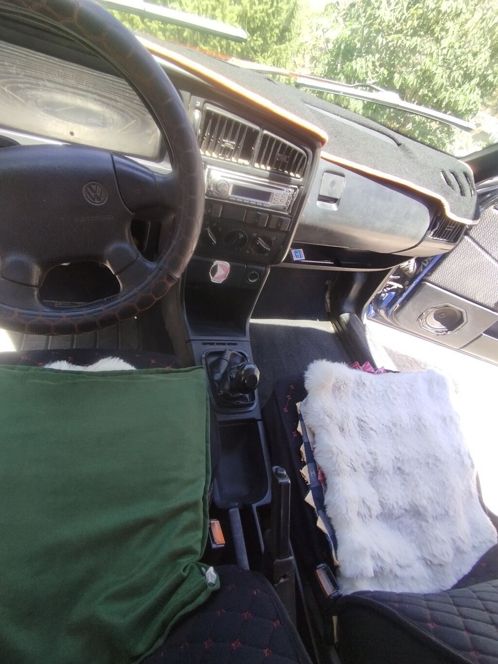 Volkswagen Passat: 1993 г., Универсал: фото 4