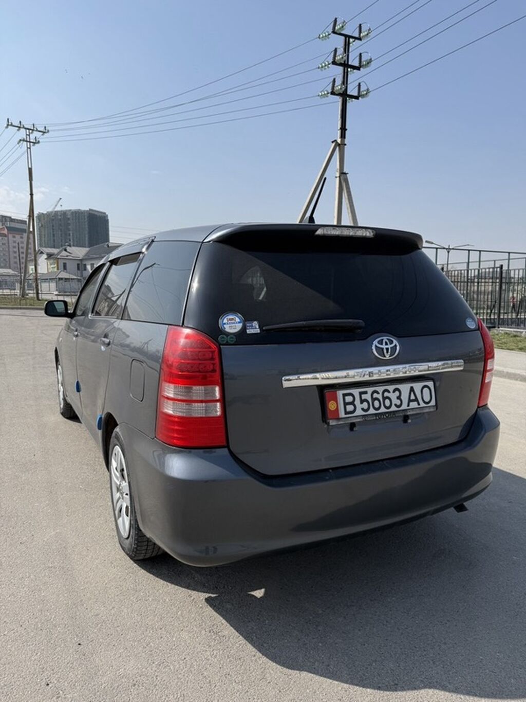 Toyota WISH: 2003 г., 1.8 л, Автомат, Бензин, Универсал: фото 3