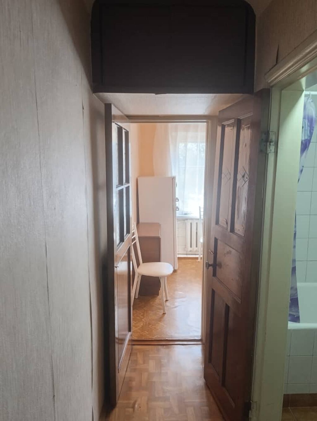 2 комнаты, 40 м², Азия Молл Хрущевка, 3 этаж, Старый ремонт: фото 7