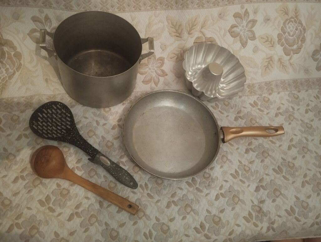 Çoxu tezedi kocle bağlı satılır ucuz qiymətə tek tekde verilir vp