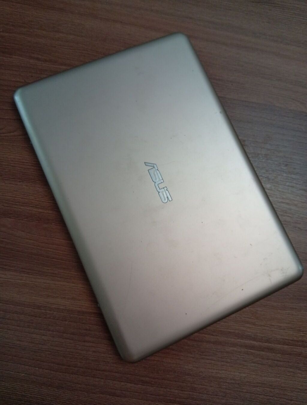 Продам компактный небольшой ноутбук Asus VivoBook. Состояние: фото 3