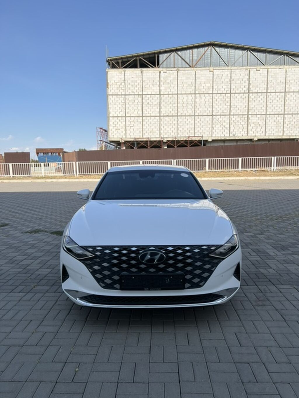 Hyundai Grandeur: 2020 г., 3 л, Автомат, Газ, Седан: фото 2