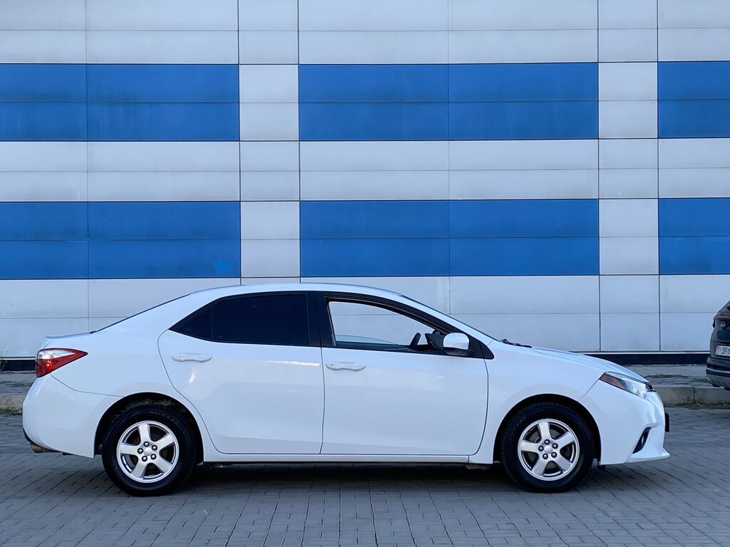 Toyota Corolla: 2014 г., 1.8 л, Автомат, Бензин, Седан: фото 6
