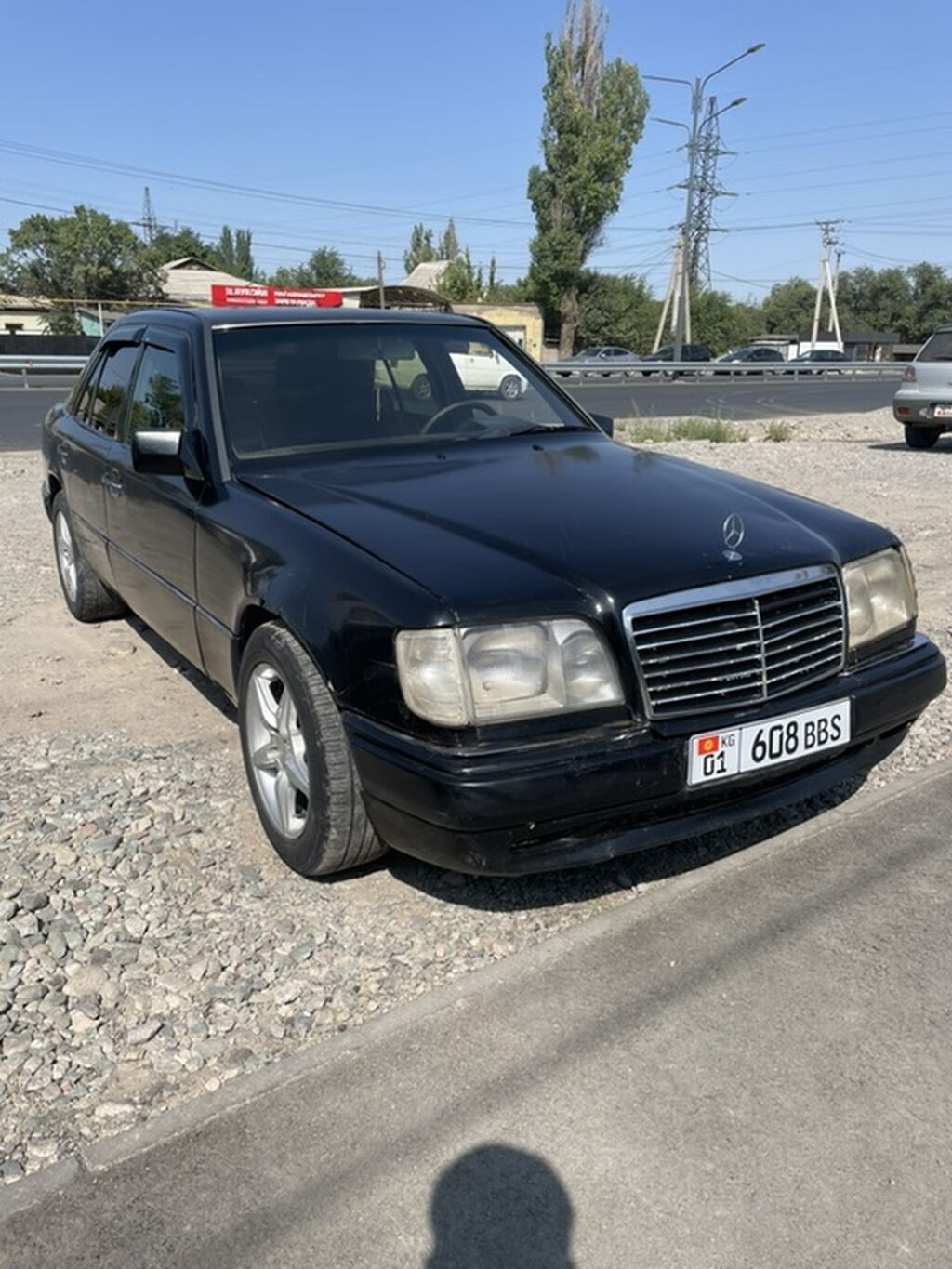 Mercedes-Benz W124: 1993 г., 2.8 л, Механика, Бензин, Седан: фото 2