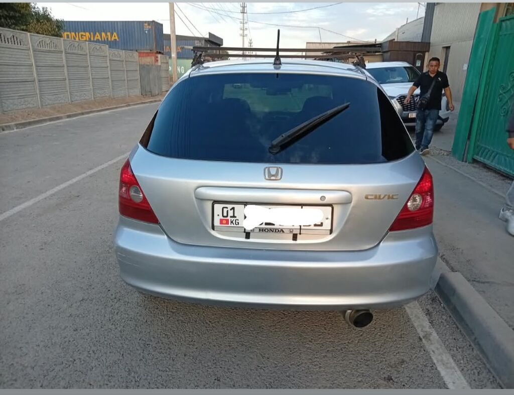 Honda Civic: 2002 г., 1.5 л, Вариатор, Хэтчбэк: фото 2