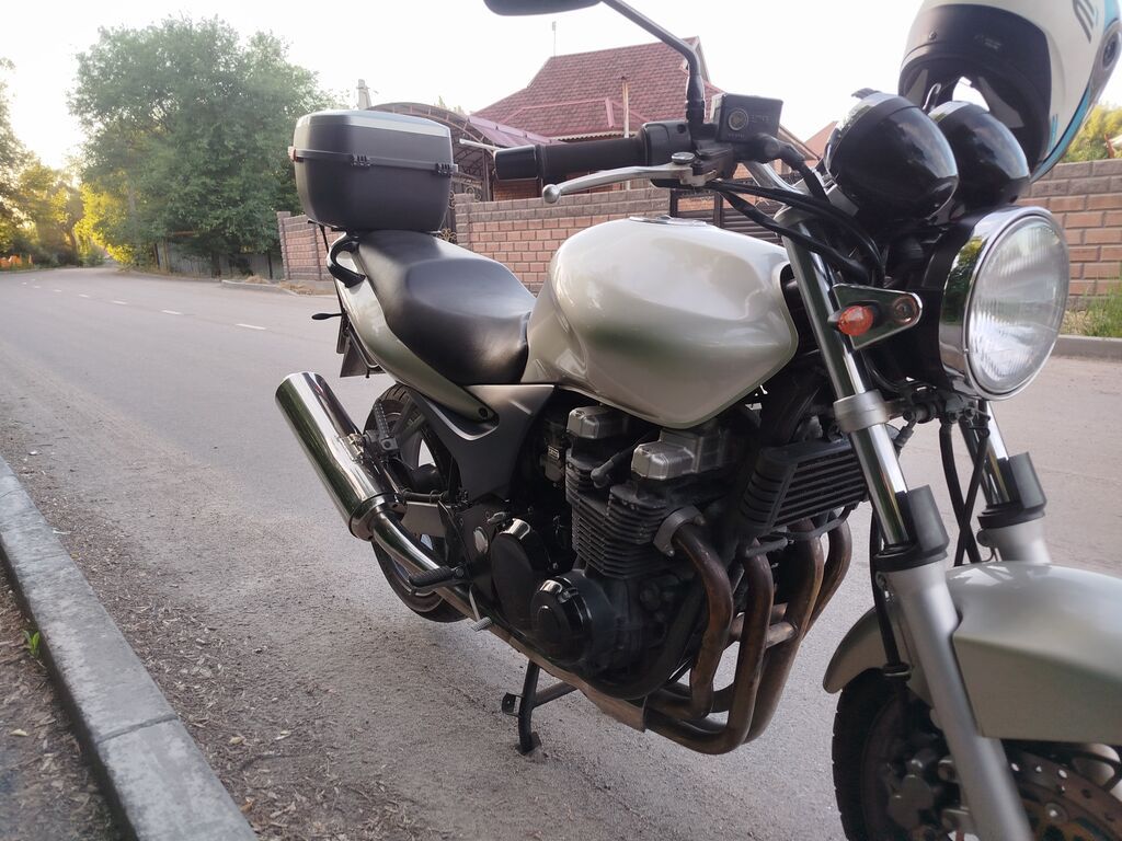 Продаю классический мотоцикл Кавасаки ZR7 750 куб. Свеже пригнан из: фото 5