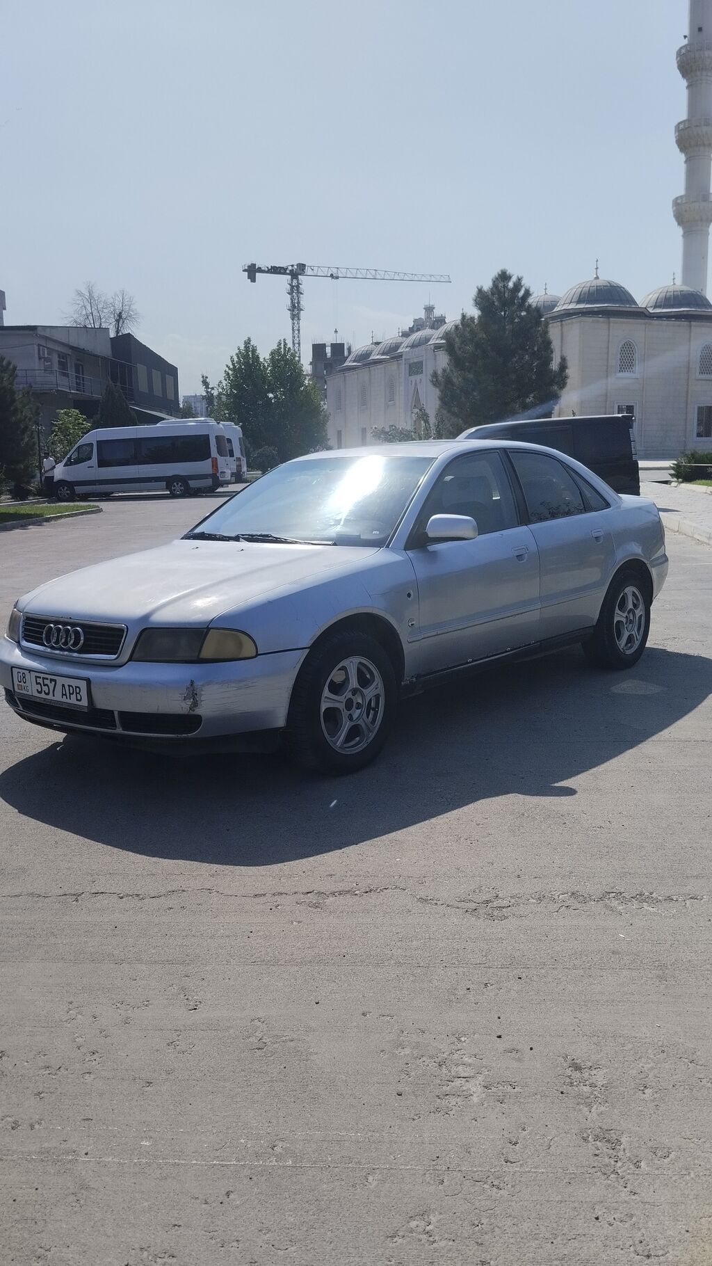 Audi A4: 1996 г., 2.4 л, Автомат, Бензин, Седан: фото 3