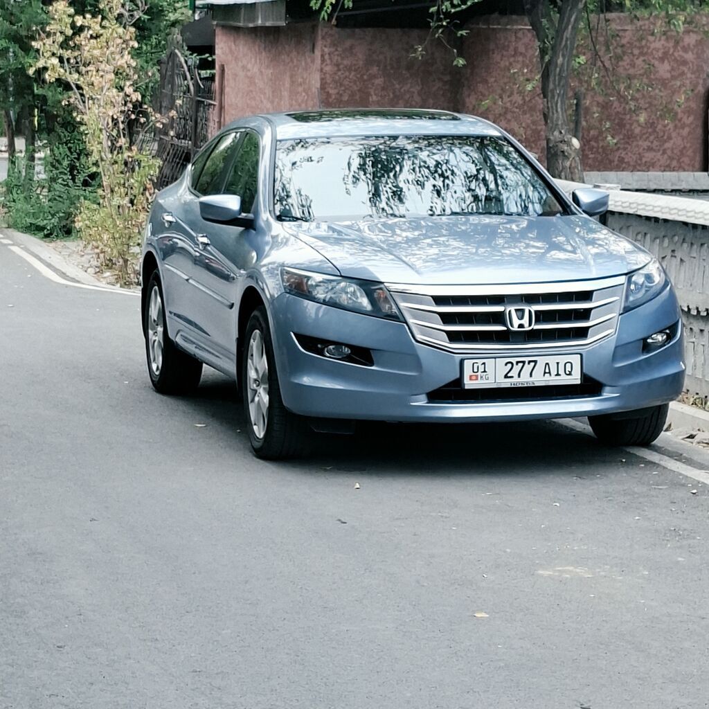 Honda Crosstour: 2010 г., 3.5 л, Автомат, Бензин, Лифтбек: фото 3