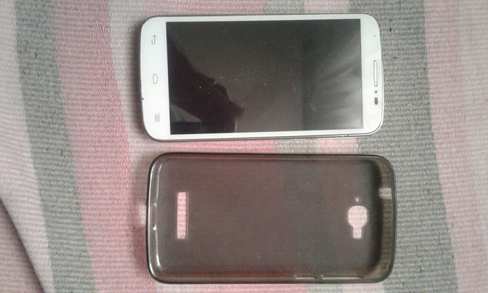 Alcatel: Problem ekrani yanib.batareykasi usdundedir. ALQATEL - lalafo.az Mingəçevir şəhərində Problem ekrani yanib.batareykasi usdundedir. ALQATEL