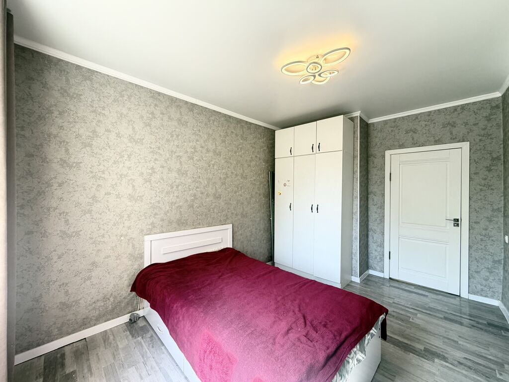 3 комнаты, 76 м², Пригородное с. Индивидуалка, 1 этаж, Евроремонт: фото 3