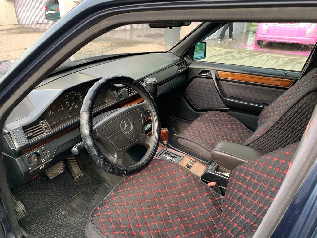 Mercedes-Benz E-Class: 1993 г., 2.2 л, Автомат, Бензин, Седан: фото 7
