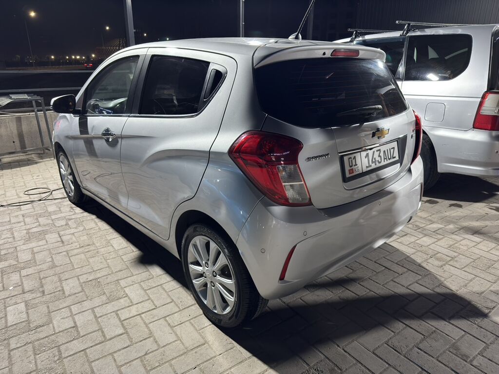 Chevrolet Spark: 2017 г., 1 л, Автомат, Бензин, Хэтчбэк: фото 6