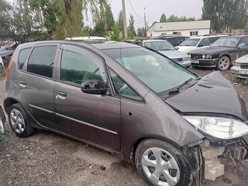 Mitsubishi Colt: 2005 г., 1.3 л, Механика, Бензин, Хэтчбэк: фото 5