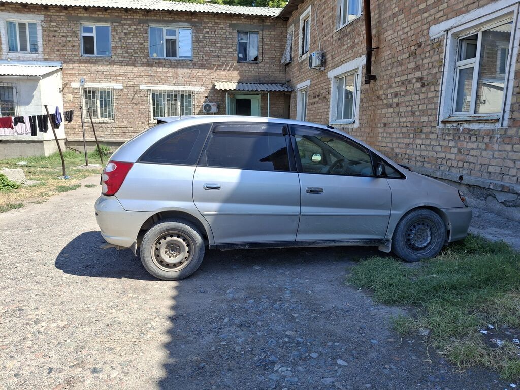 Toyota Nadia: 1998 г.: фото 6