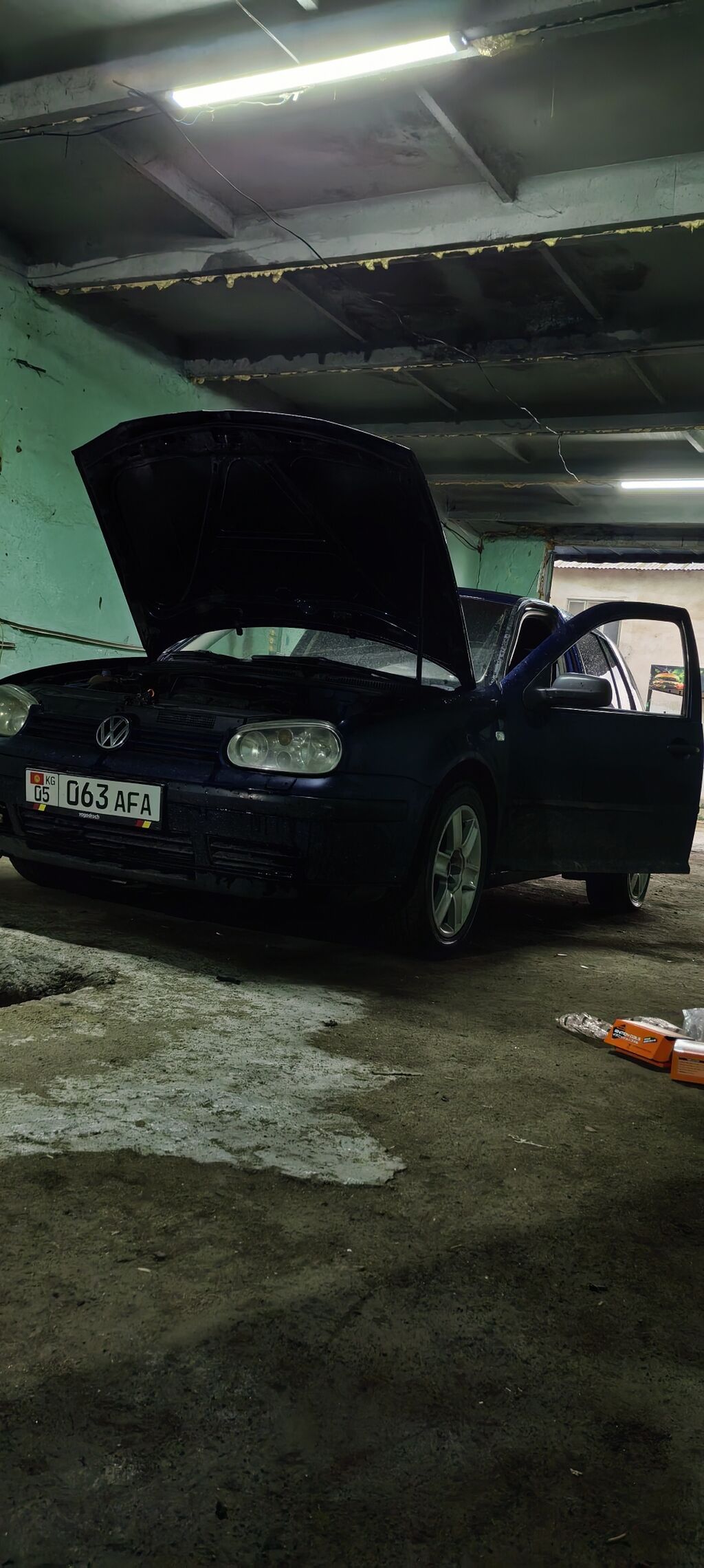 Volkswagen Golf: 2001 г., 1.4 л, Механика, Бензин, Хэтчбэк: фото 4