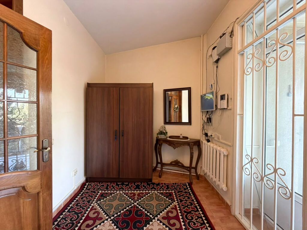 A house for rent in the Orto-Sai village. The safest area with clean: фото 8