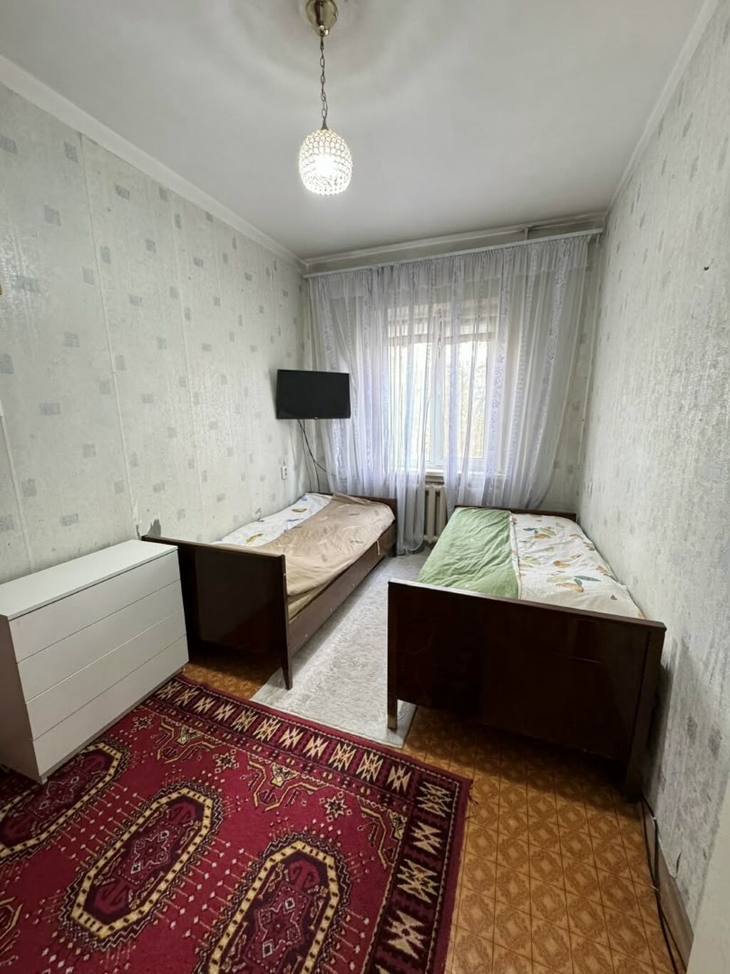 3 комнаты, 61 м², 12 мкр 105 серия, 5 этаж, Старый ремонт: фото 3