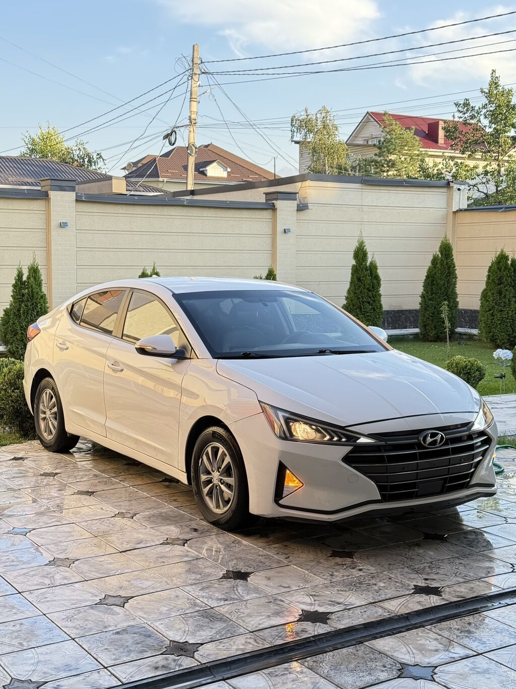 Hyundai Avante: 2019 г., 1.6 л, Автомат, Бензин, Седан: фото 2