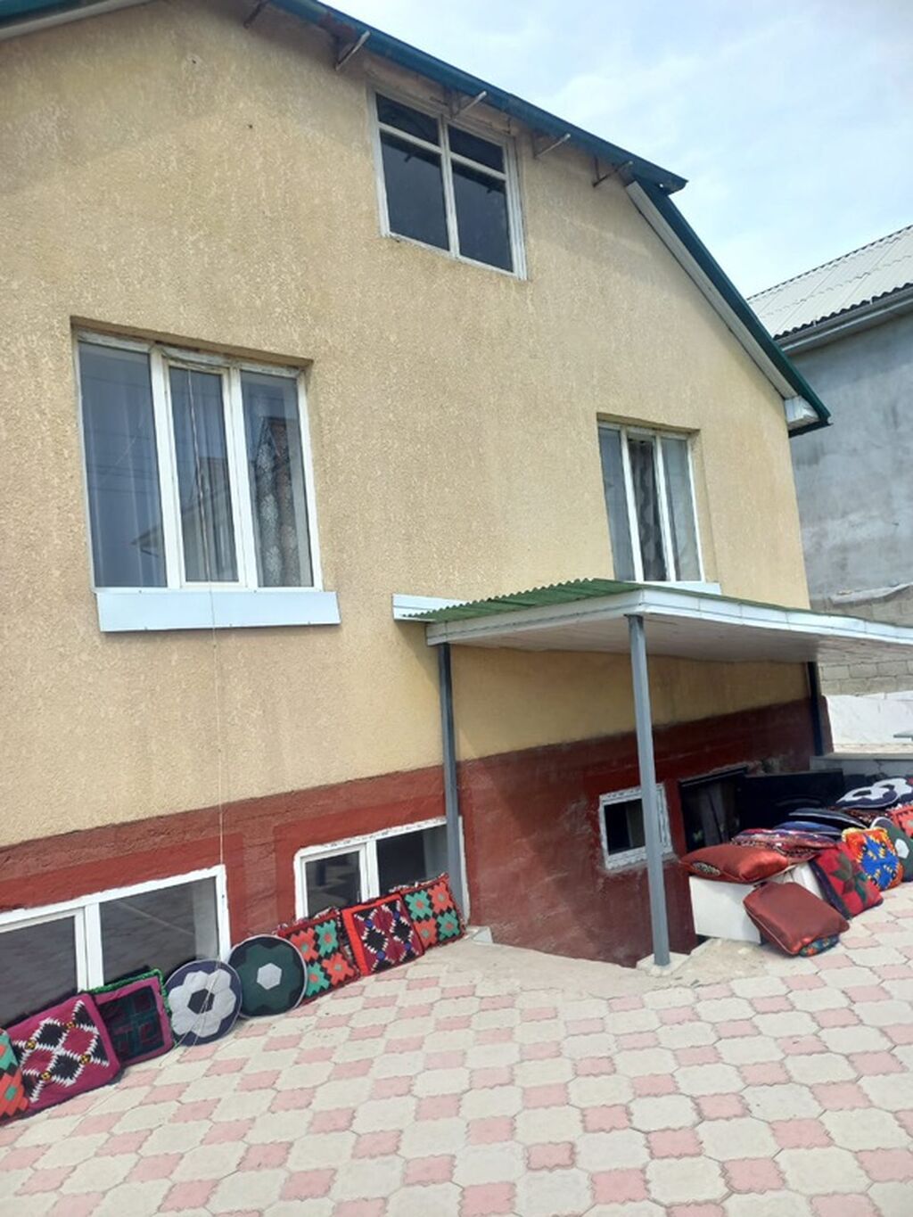 6 комнат и более, 260 м², Бишкек: фото 1