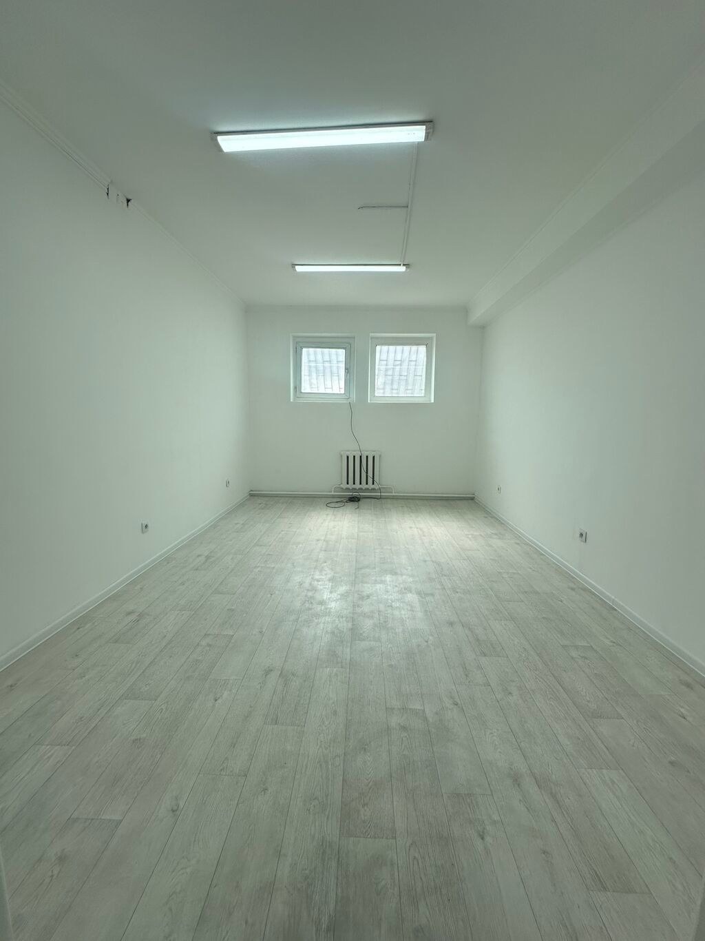 Аренда офисов, 23 м², В жилом комплексе, С отдельным входом, С отдельным сан узлом, С юридическим адресом