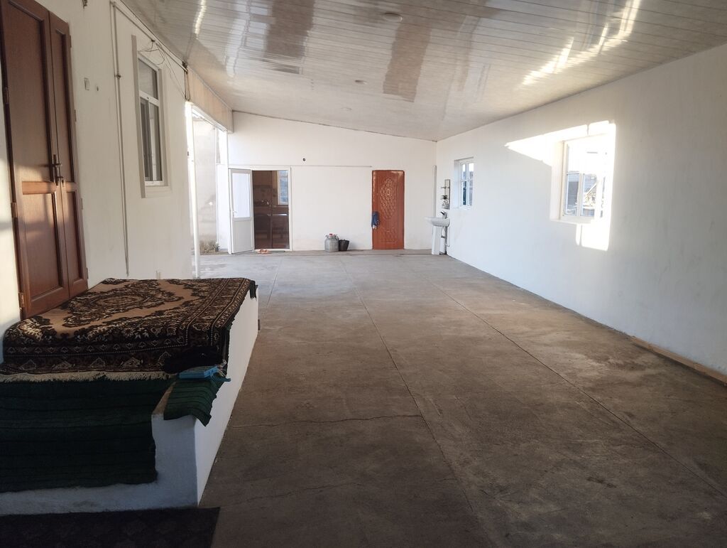 Xaçmaz, 663 kv. m, 4 otaqlı, Qaz, İşıq, Su