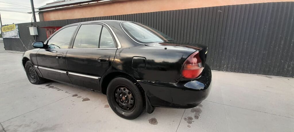 Hyundai Sonata: 1998 г., 1.5 л, Автомат, Бензин, Седан: фото 2