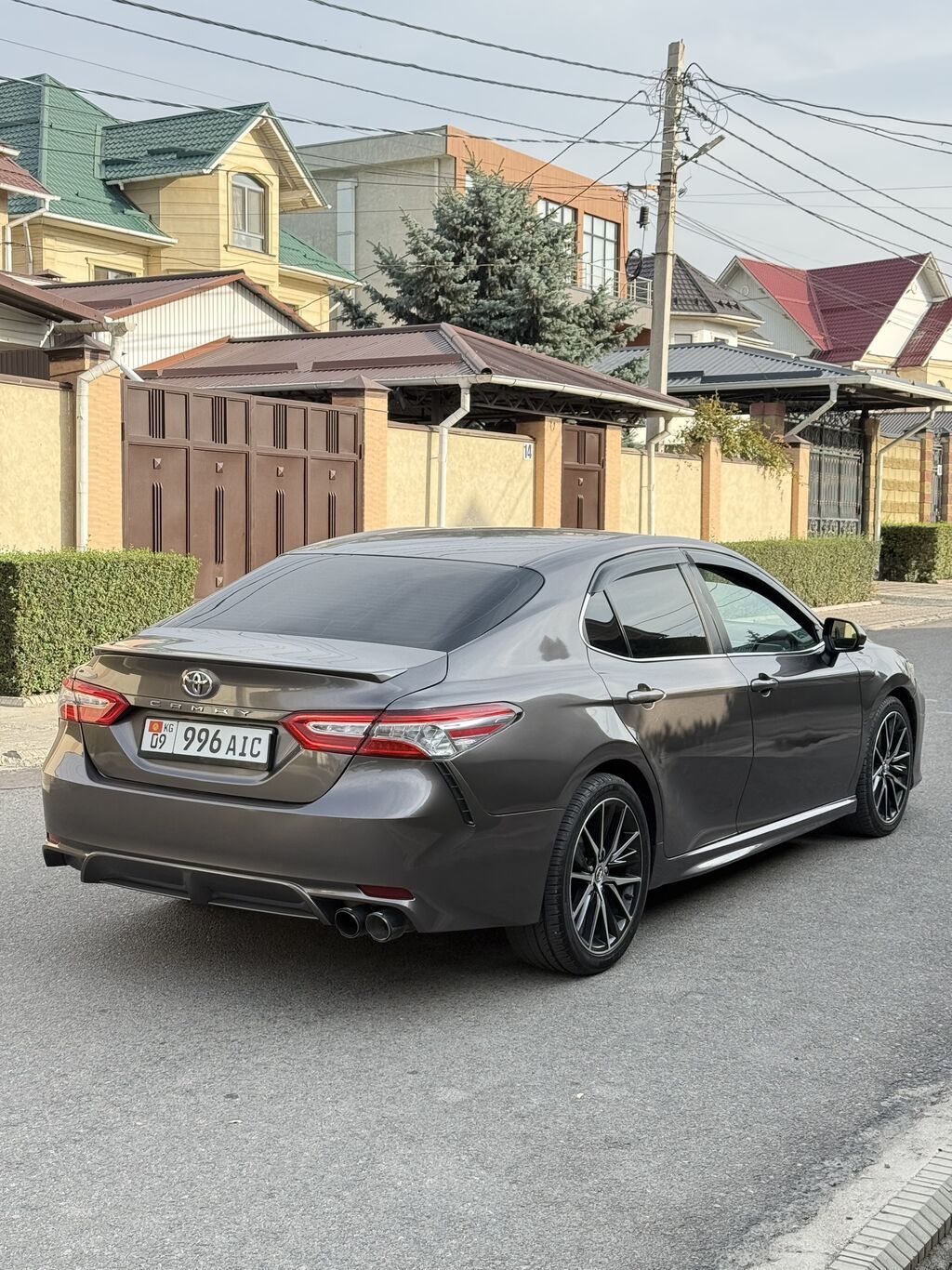 Toyota Camry: 2018 г., 2.5 л, Автомат, Бензин, Седан: фото 3