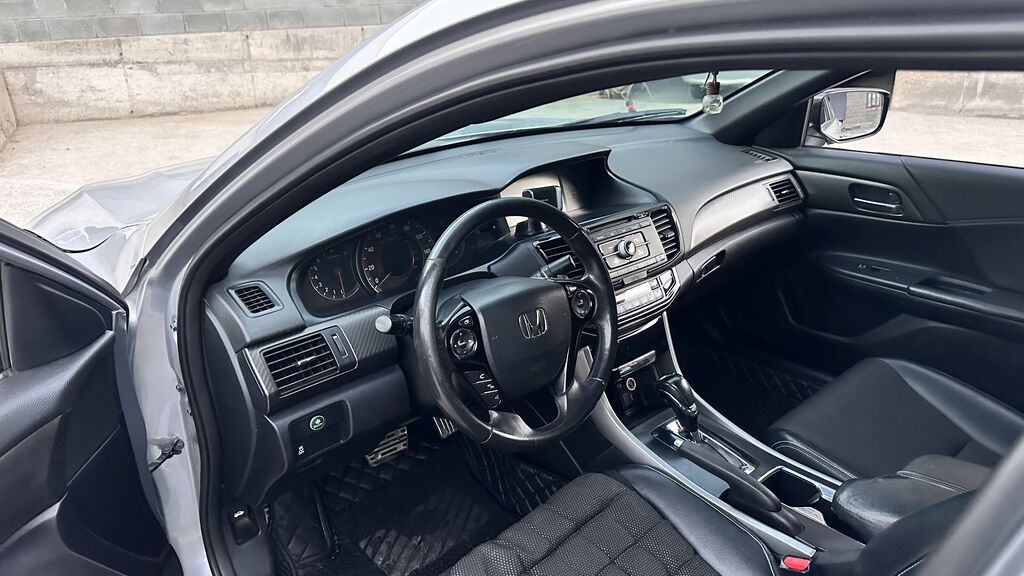 Honda Accord: 2017 г., 2.4 л, Вариатор, Бензин, Седан: фото 7