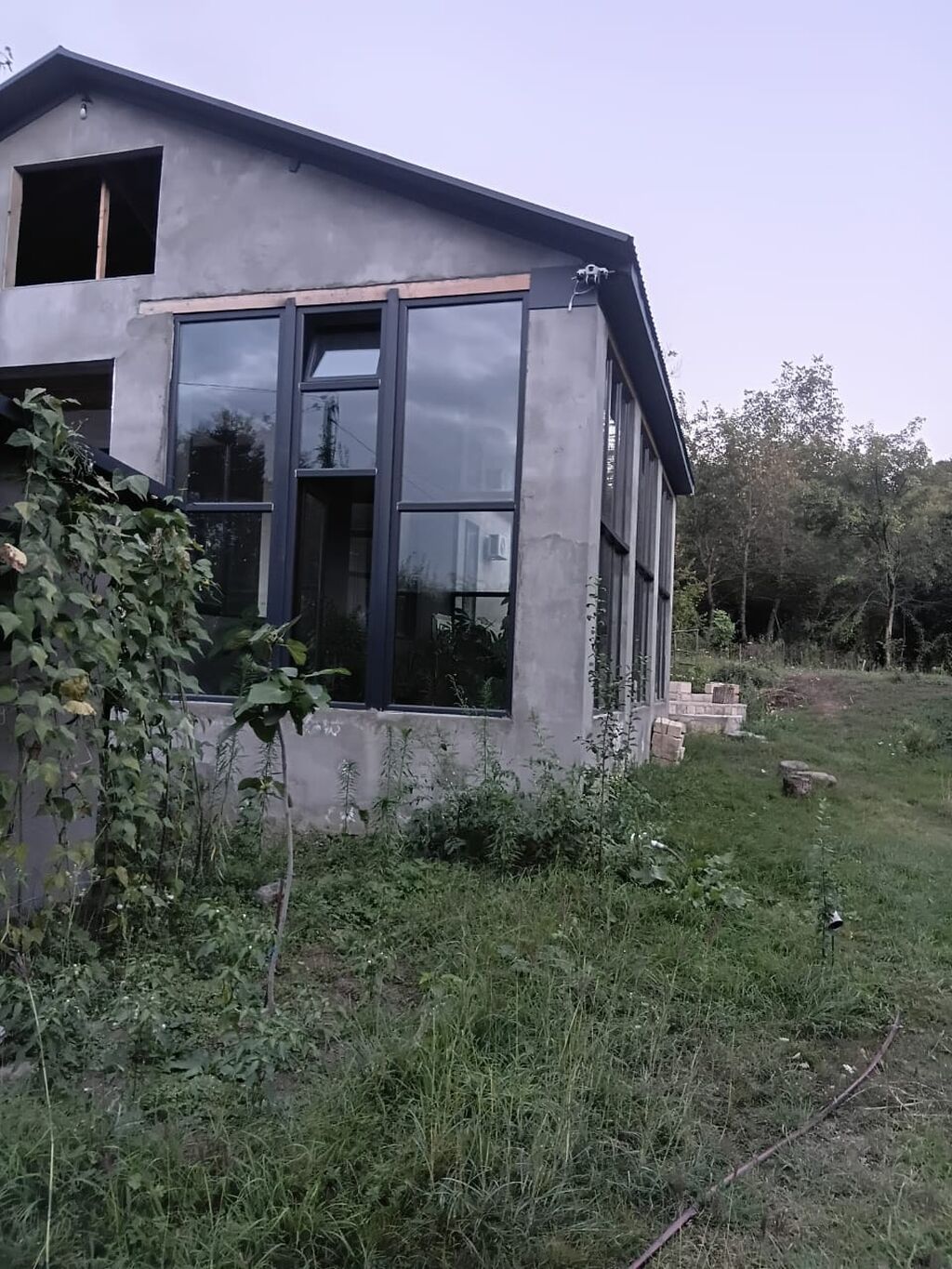 100 kv. m, 3 otaqlı, Hovuzlu, İşıq