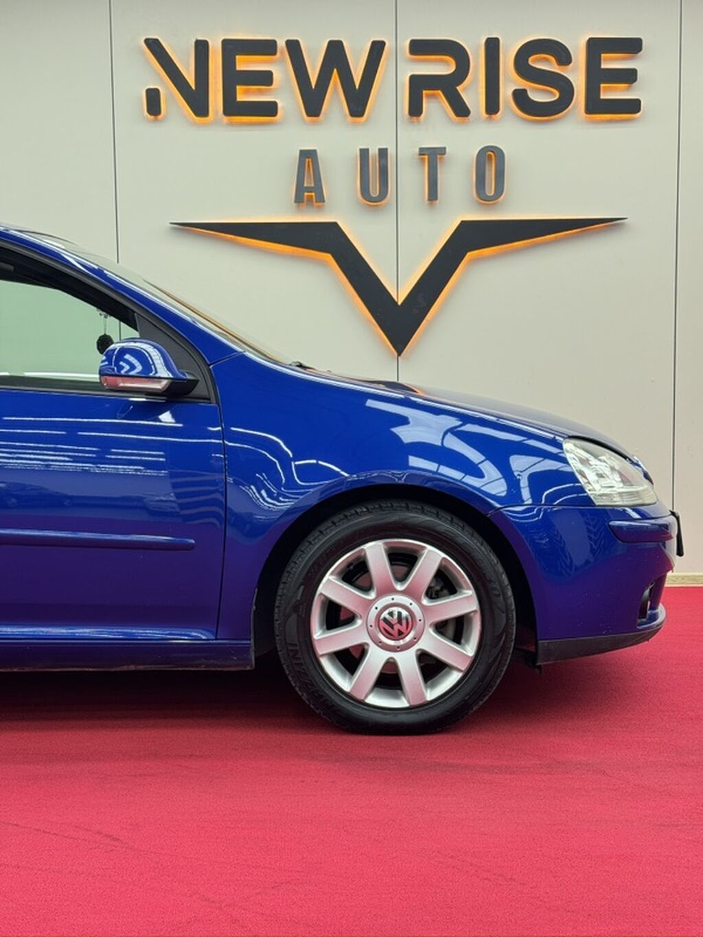 Volkswagen Golf V: 2004 г., 2 л, Типтроник, Бензин, Хэтчбэк: фото 4