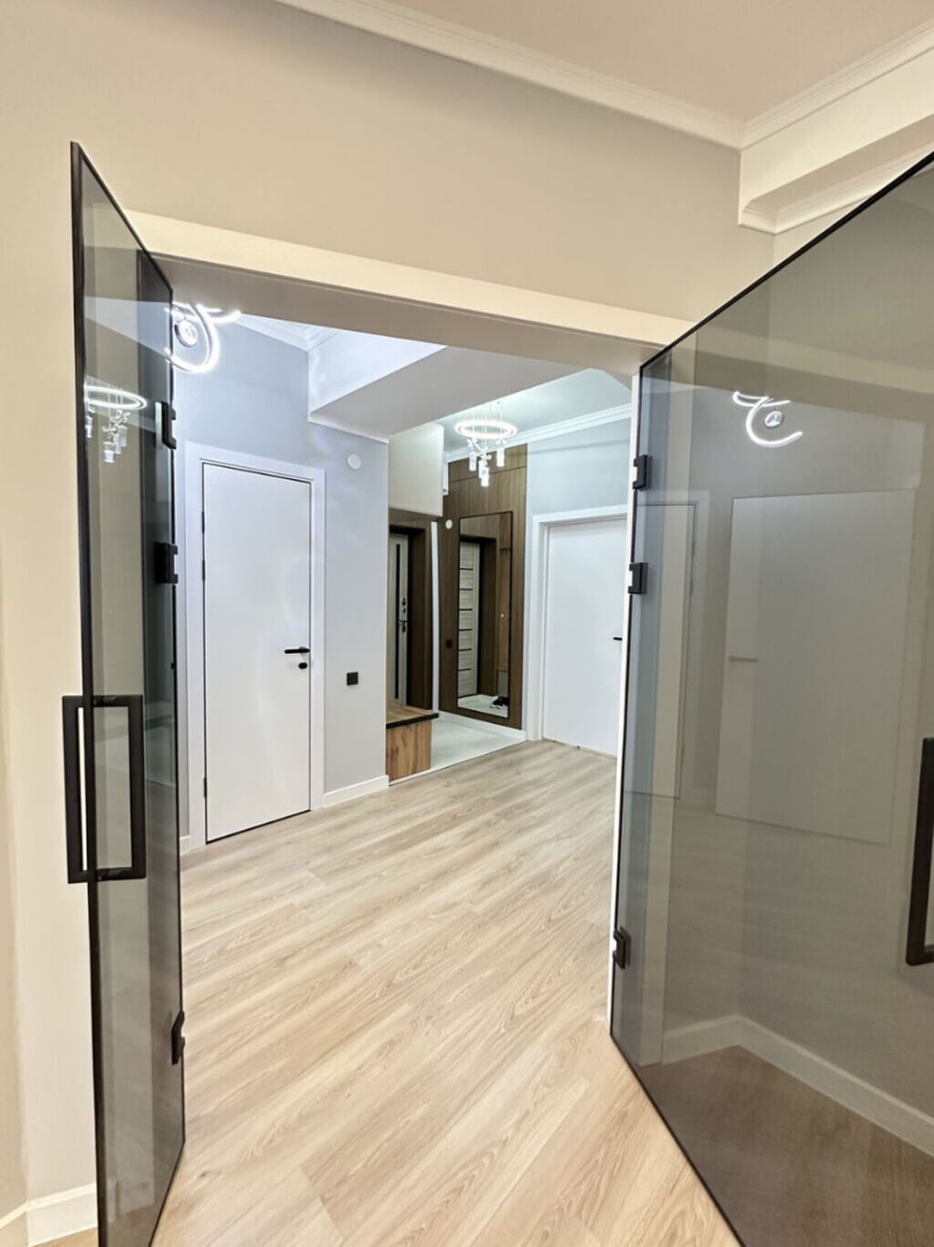 3 комнаты, 86 м², ул. Баха / Гагарина 7 этаж, Дизайнерский ремонт: фото 3