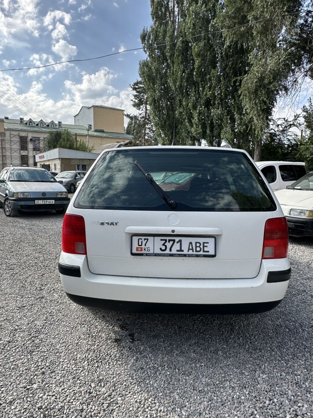 Volkswagen Passat Variant: 2000 г., 1.6 л, Механика, Бензин, Универсал: фото 5