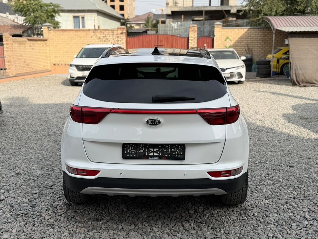 Kia Sportage: 2018 г., 2.4 л, Автомат, Бензин, Кроссовер: фото 4