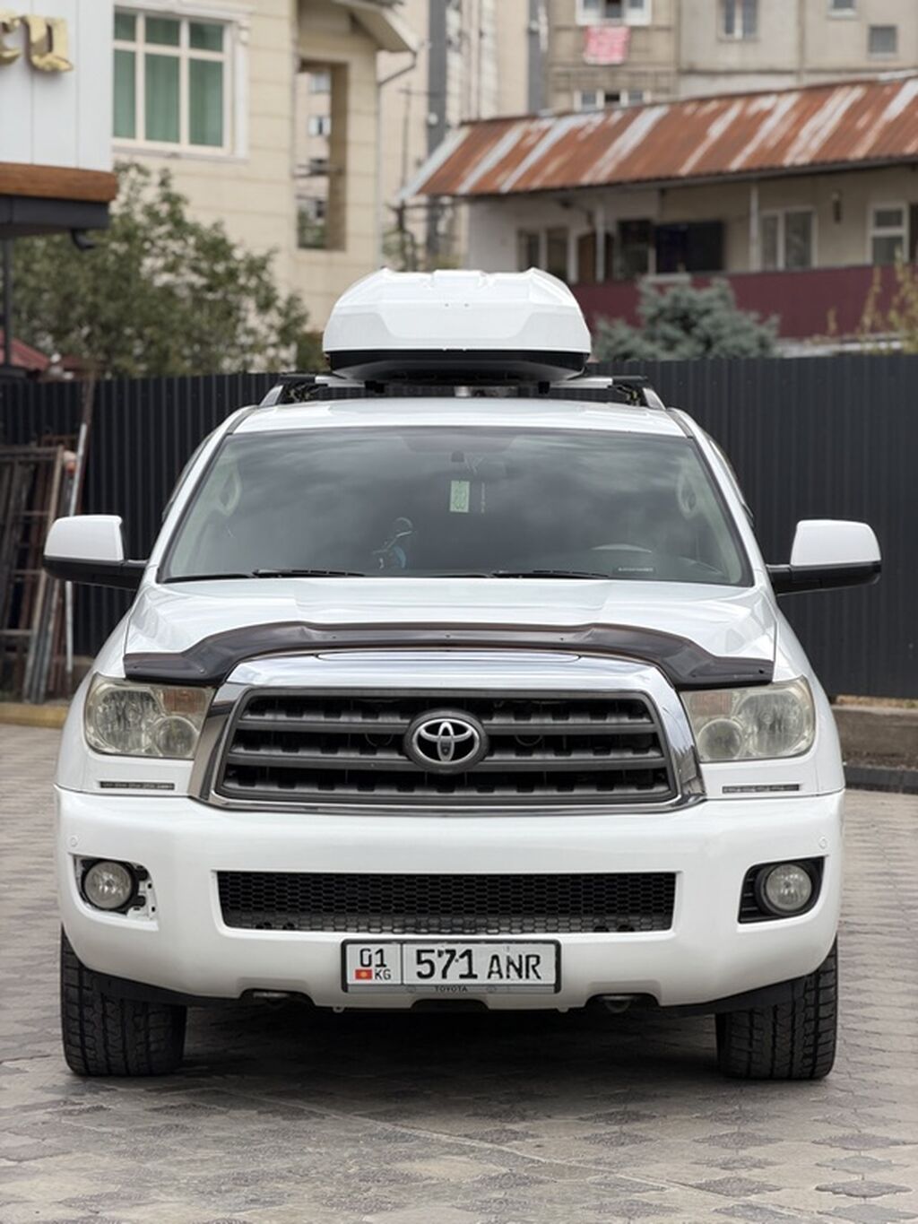 Toyota Sequoia: 2012 г., 5.7 л, Газ, Внедорожник: фото 5