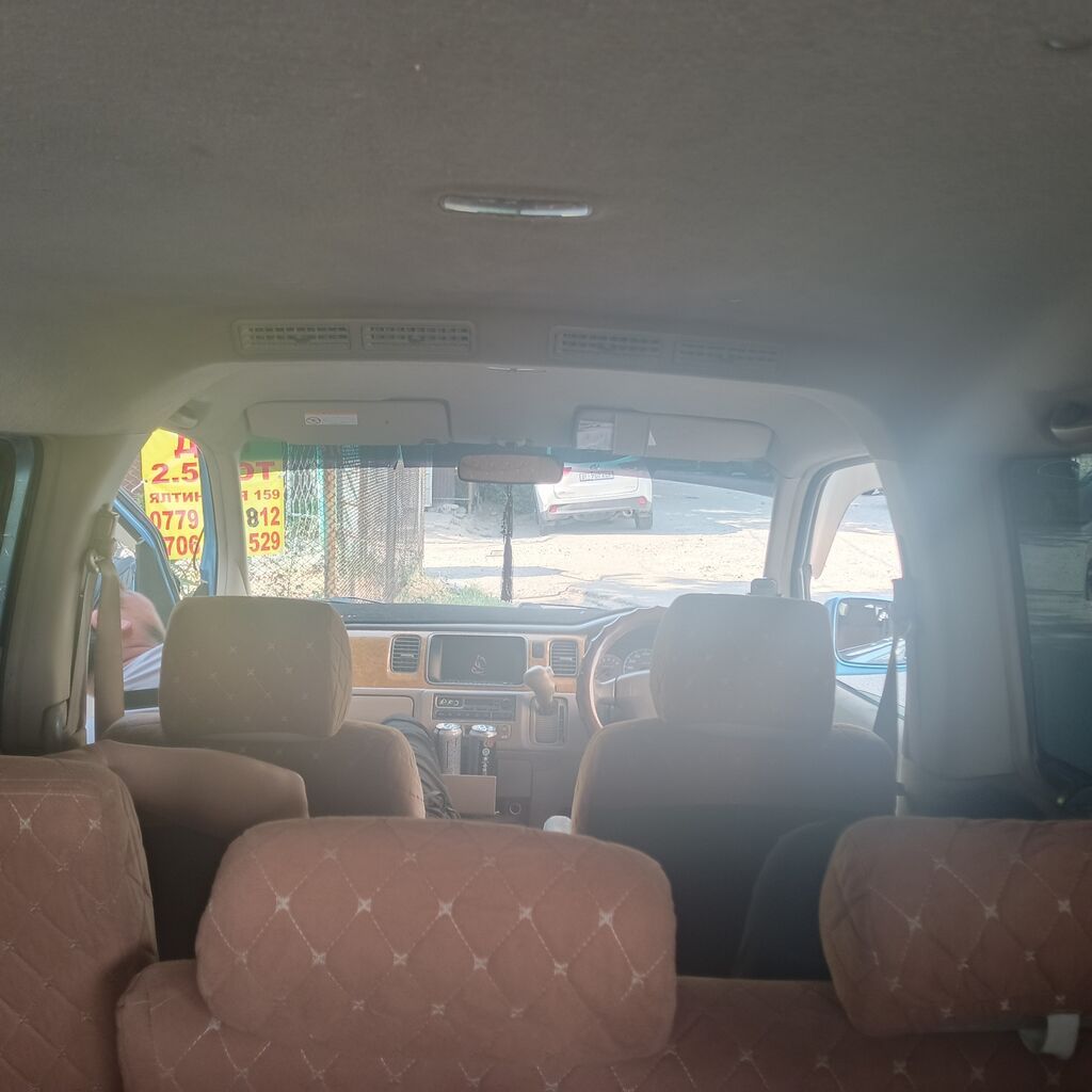 Honda Mobilio: 2002 г., 2 л, Автомат, Бензин, Минивэн: фото 8