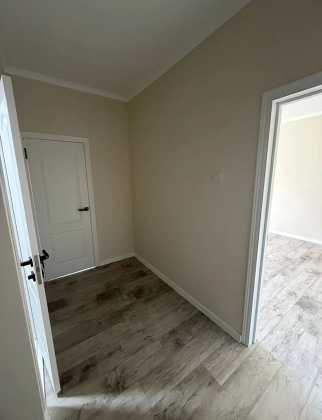 1 комната, 35 м², Карпинка 105 серия, 5 этаж, Свежий ремонт: фото 5