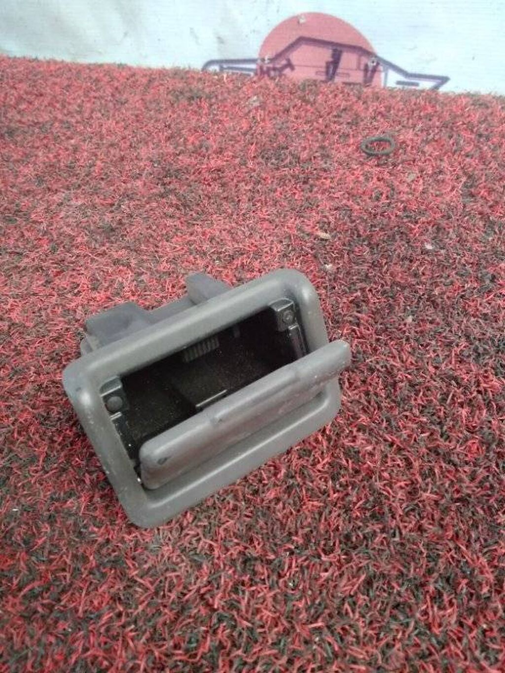 Пепельница Toyota Hiace H100 1KZ-TE 1999 | Договорная | Другие ...