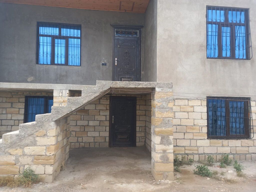 Binəqədi qəs. 4 otaqlı, 130 kv. m, Kredit yoxdur, Orta təmir