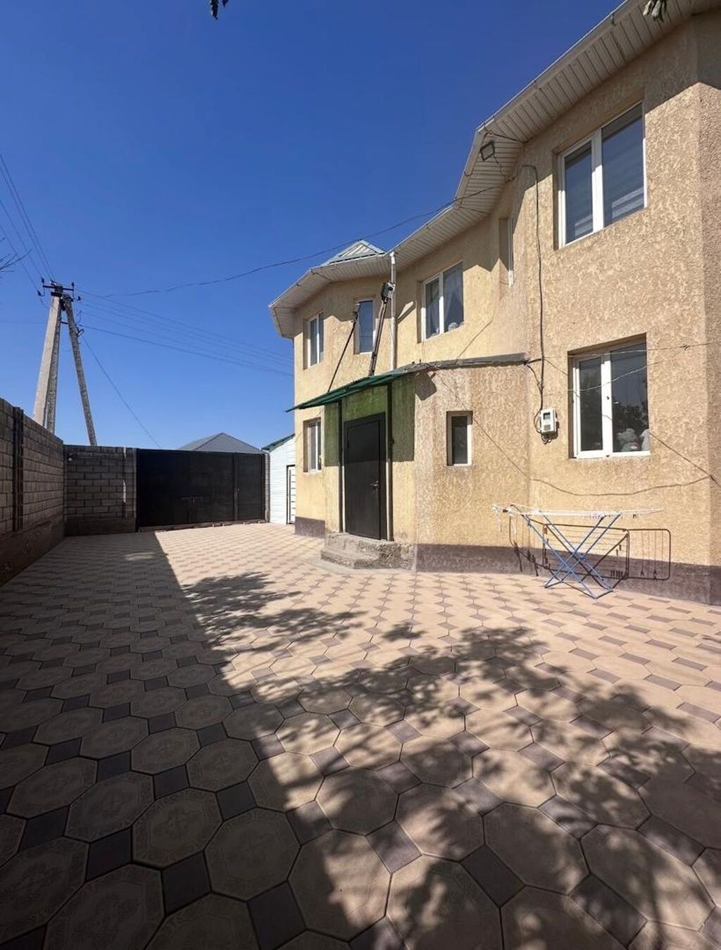 ул. Арча-Тор 4-комнатный Этажи 2 144м² Продается двухэтажный: фото 1