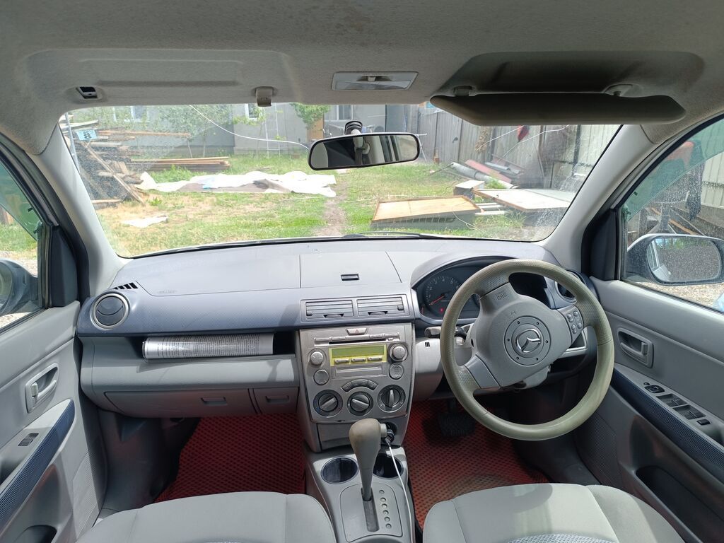 Mazda Demio: 2002 г., 1.3 л, Автомат, Бензин, Универсал: фото 5