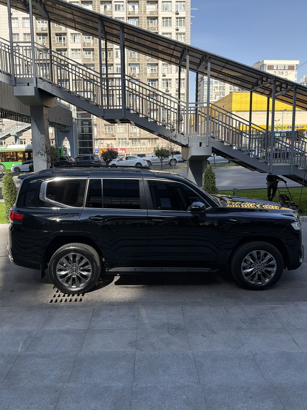 Toyota Land Cruiser: 2023 г., 3.5 л, Бензин: фото 7