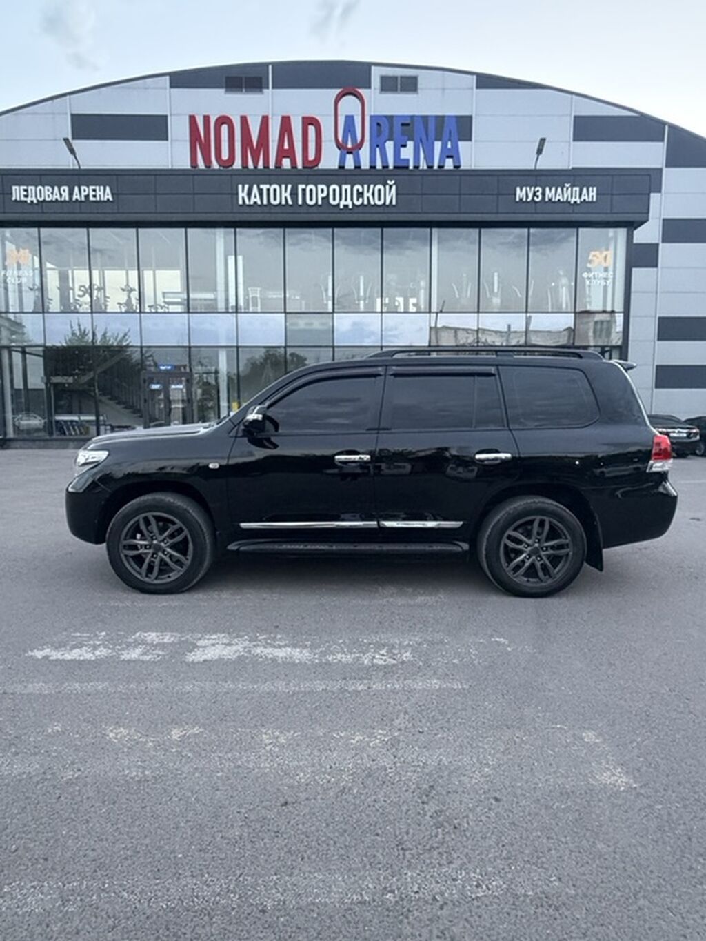 Toyota Land Cruiser: 2011 г., 4.5 л, Автомат, Дизель, Внедорожник: фото 4