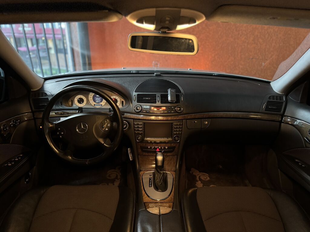 Mercedes-Benz E-Class: 2003 г., 3.2 л, Автомат, Бензин, Седан: фото 6