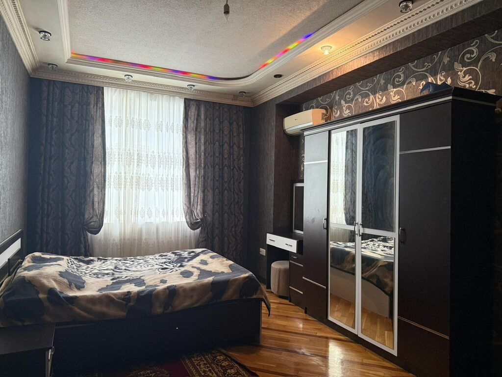 20yanvar metrosuna 2deq mesafede,3-cü mkr dairesinin yanı,17mertebeli