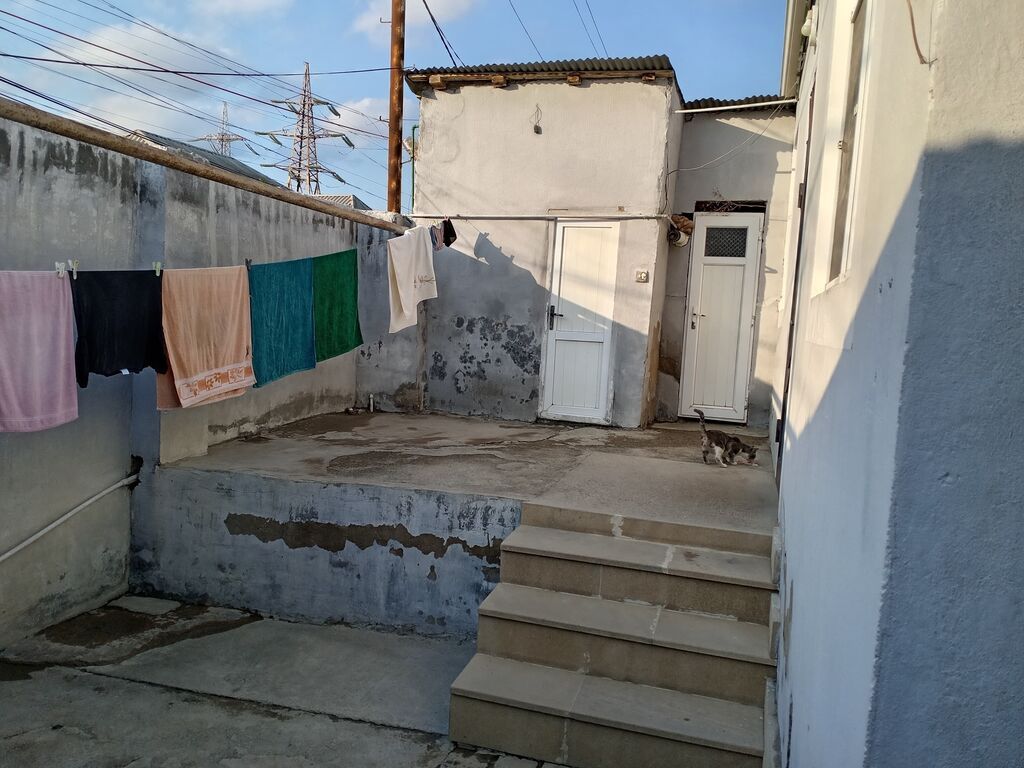 2 otaqlı, 90 kv. m, Kredit yoxdur, Orta təmir