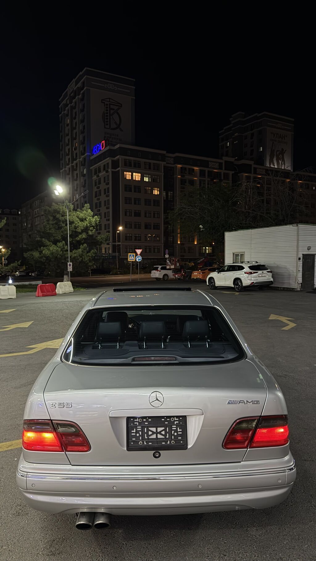 Mercedes-Benz E-класс AMG: 2001 г., 5.5 л, Автомат, Бензин, Седан — фото 3
