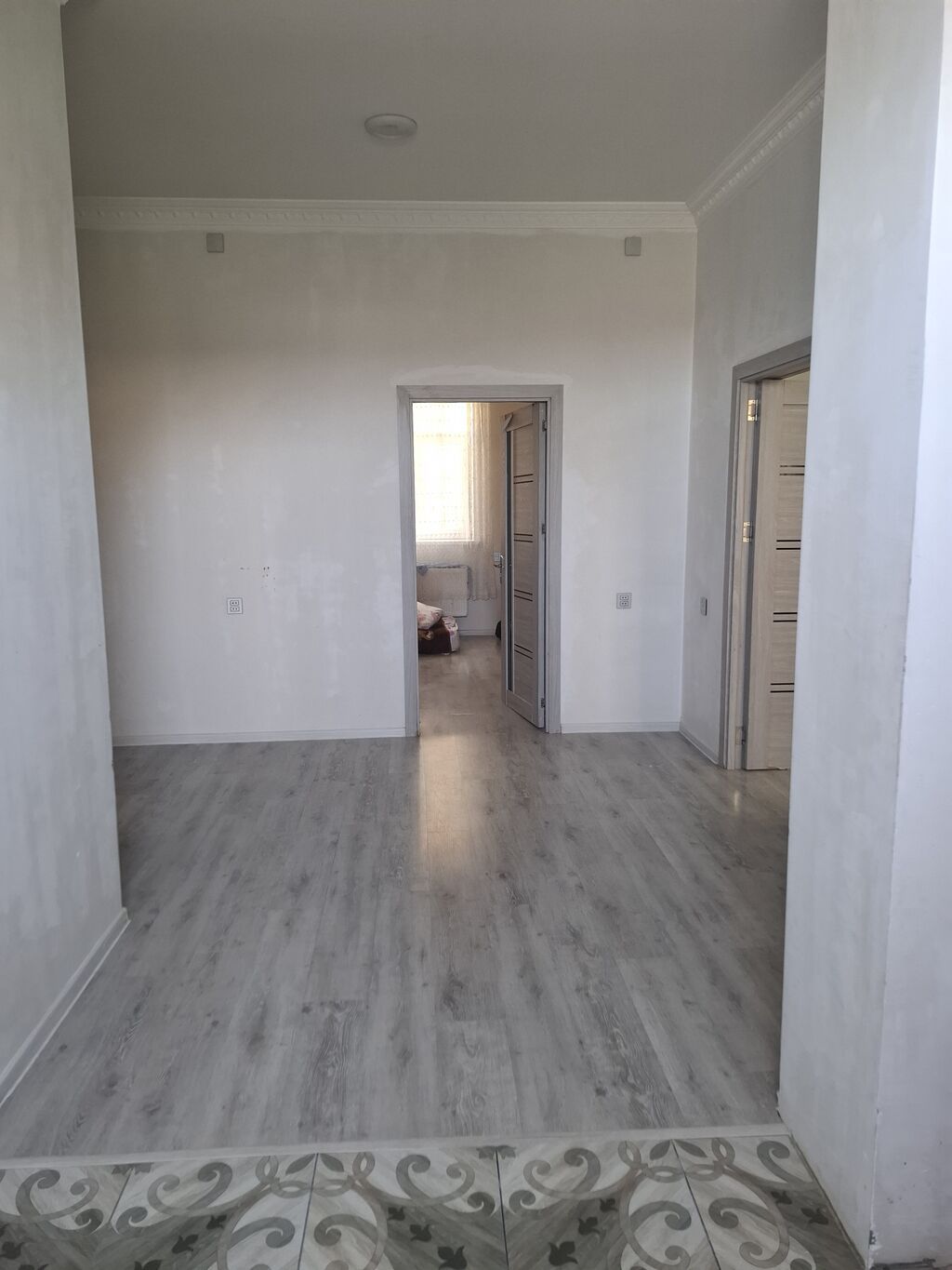 4 otaqlı, 110 kv. m, Kredit yoxdur, Orta təmir