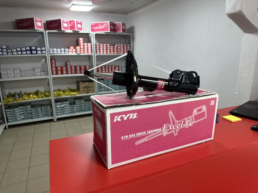 Амортизатор передний KYB Excel-G (газовый) Оригинальные передние: фото 3