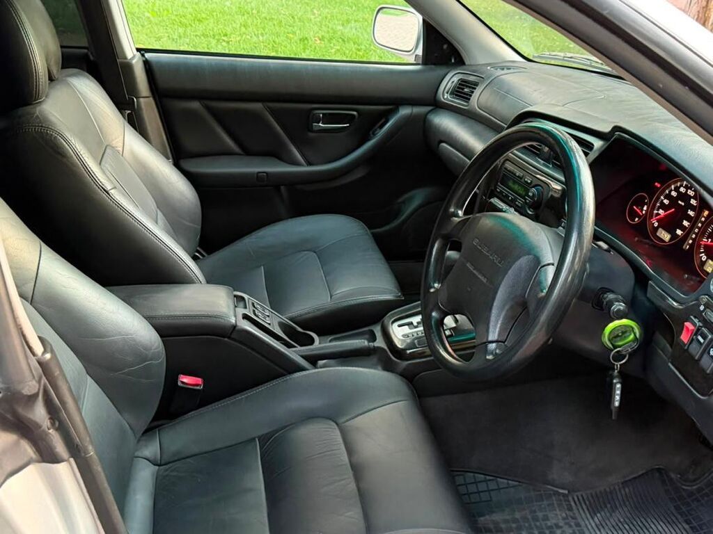 Subaru Legacy: 2001 г., 2 л, Автомат, Бензин, Универсал: фото 5
